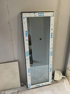 Створка окна VEKA перед установкой
